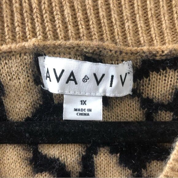 Ava & Viv Animal Print V-Neck Chunky Sweater - Picture 6 of 7